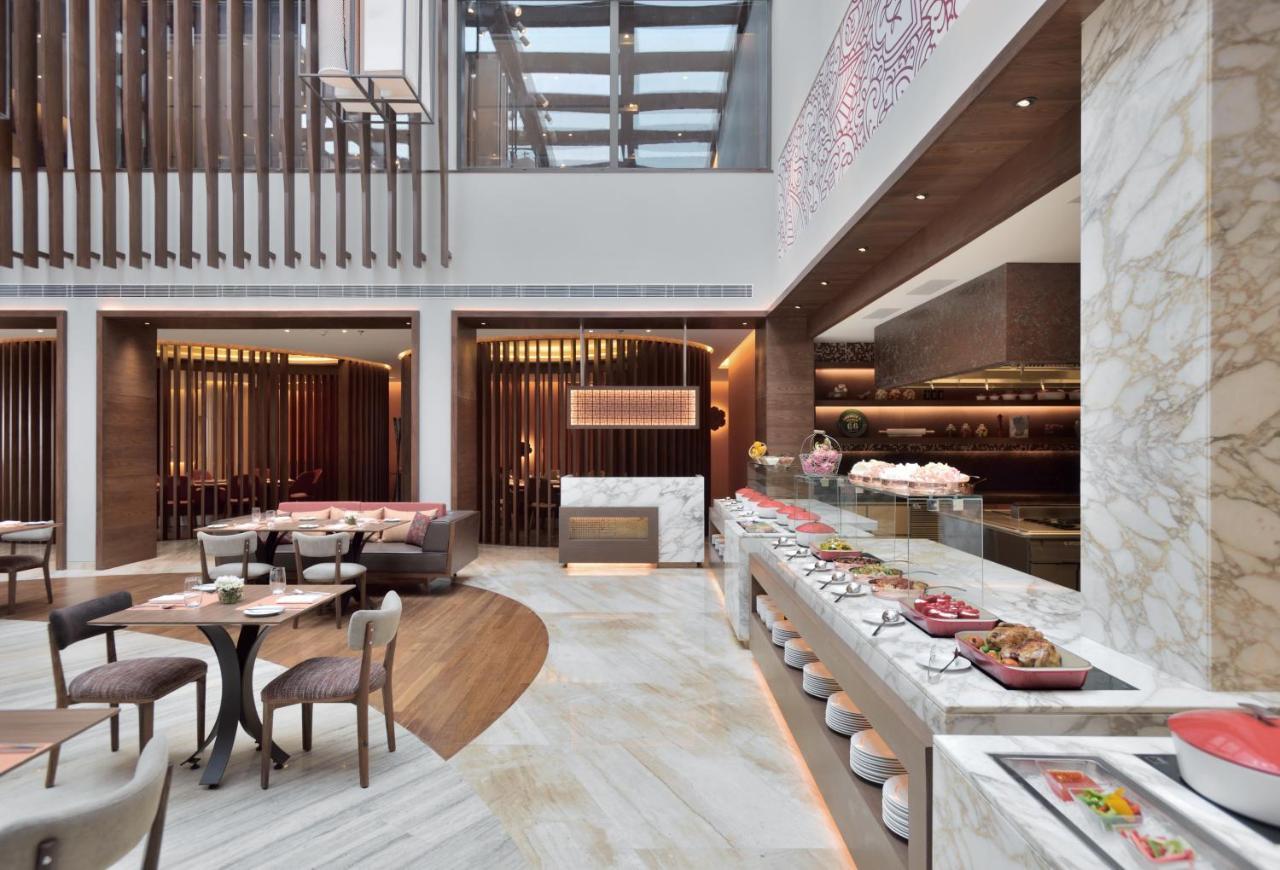 Courtyard By Marriott Raipur Hotel Bagian luar foto