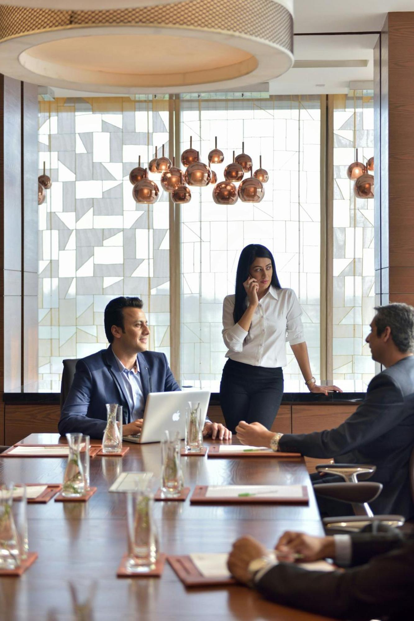 Courtyard By Marriott Raipur Hotel Bagian luar foto
